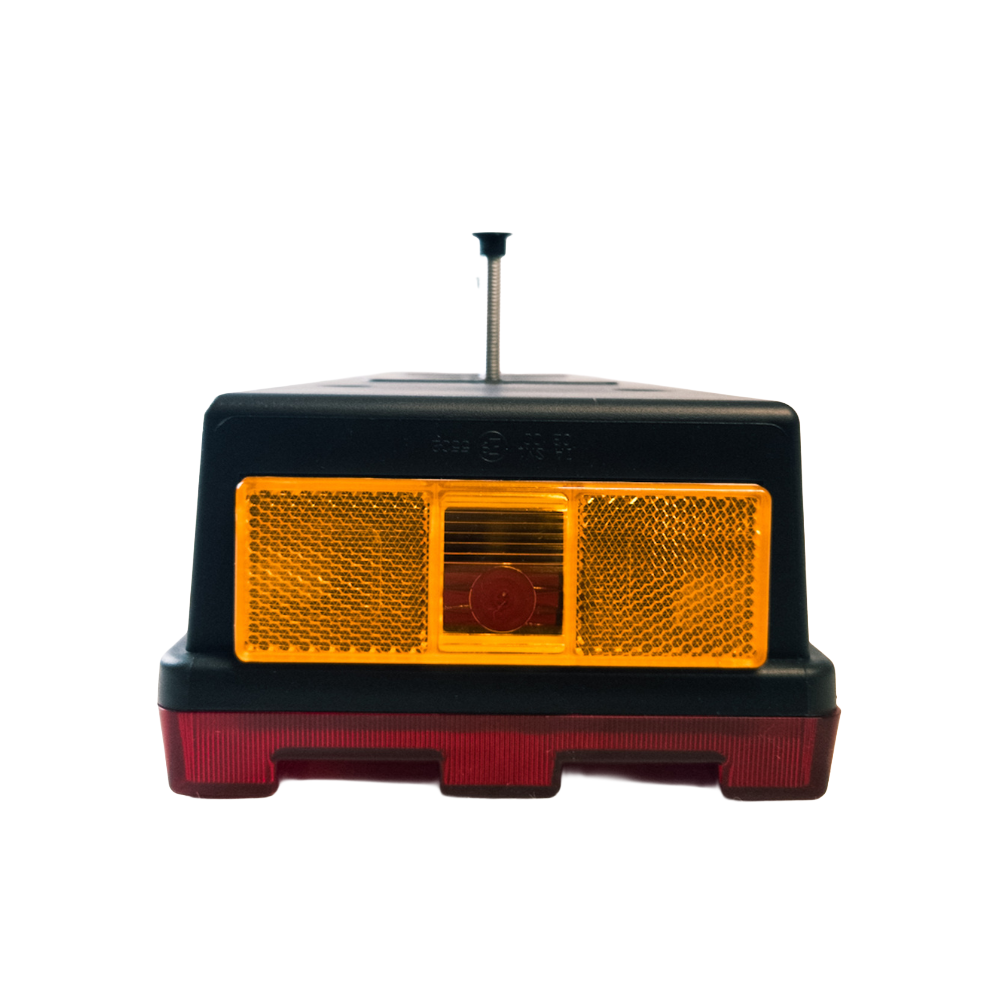 6-Chamber Ribbed Universal Tail Light for Mercedes Trucks