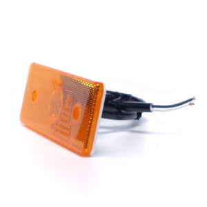 Built-in Amber Position Lamp with 4 LEDs